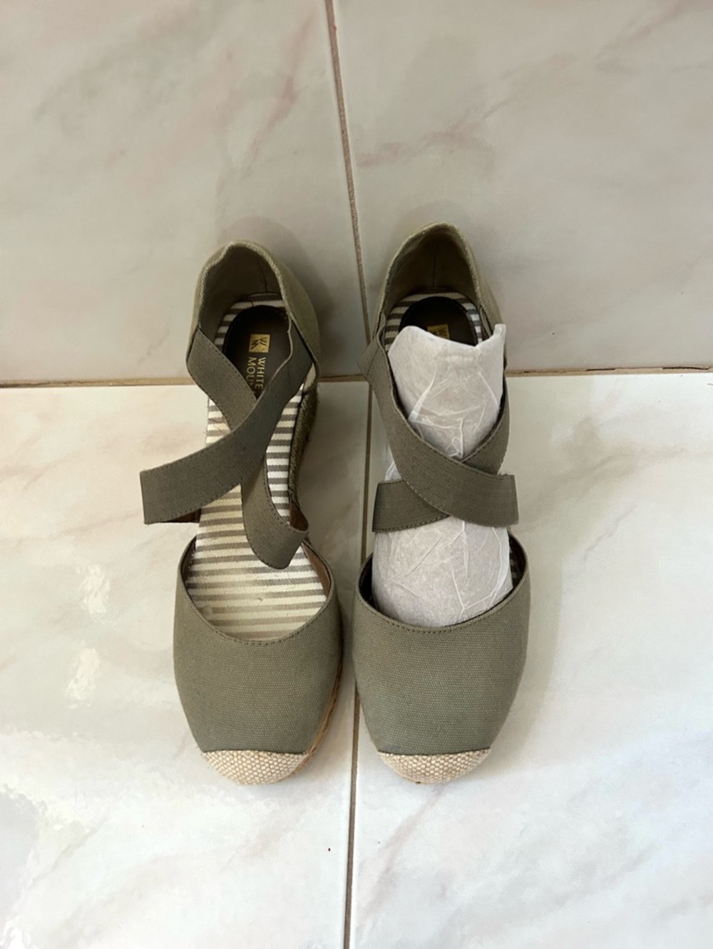 White Mountain Women’s Espadrilles, 10M